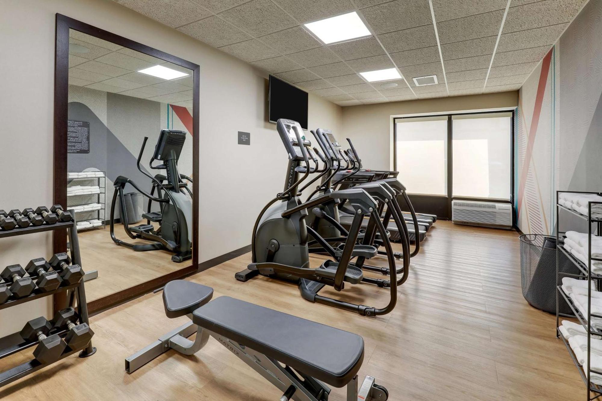 Drury Inn & Suites Birmingham Lakeshore Drive Екстериор снимка