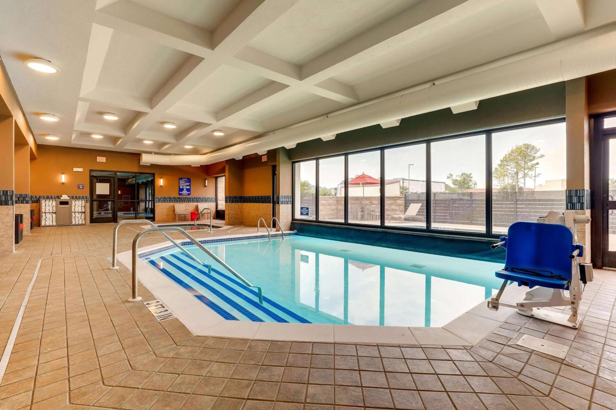 Drury Inn & Suites Birmingham Lakeshore Drive Екстериор снимка