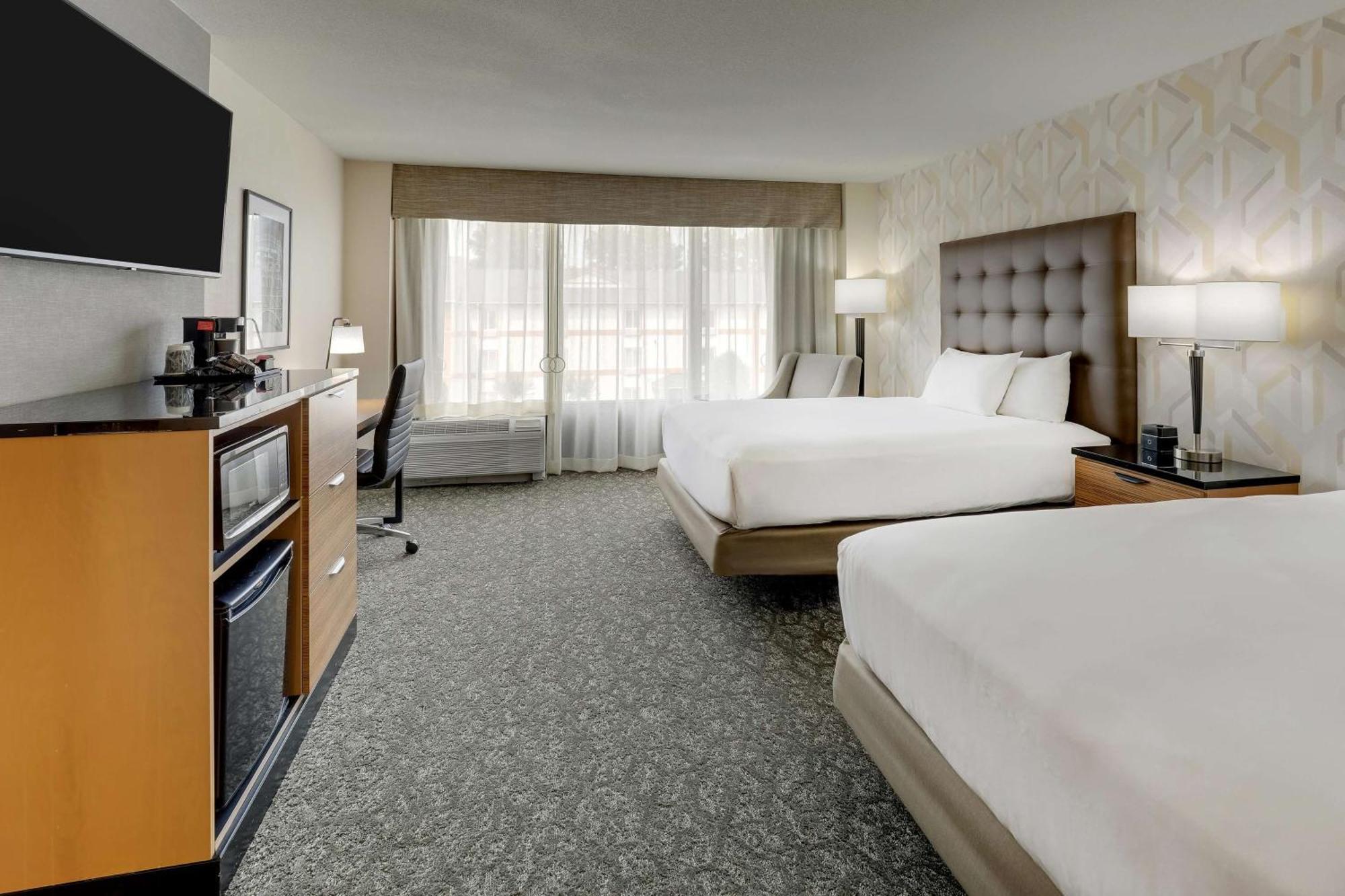 Drury Inn & Suites Birmingham Lakeshore Drive Екстериор снимка