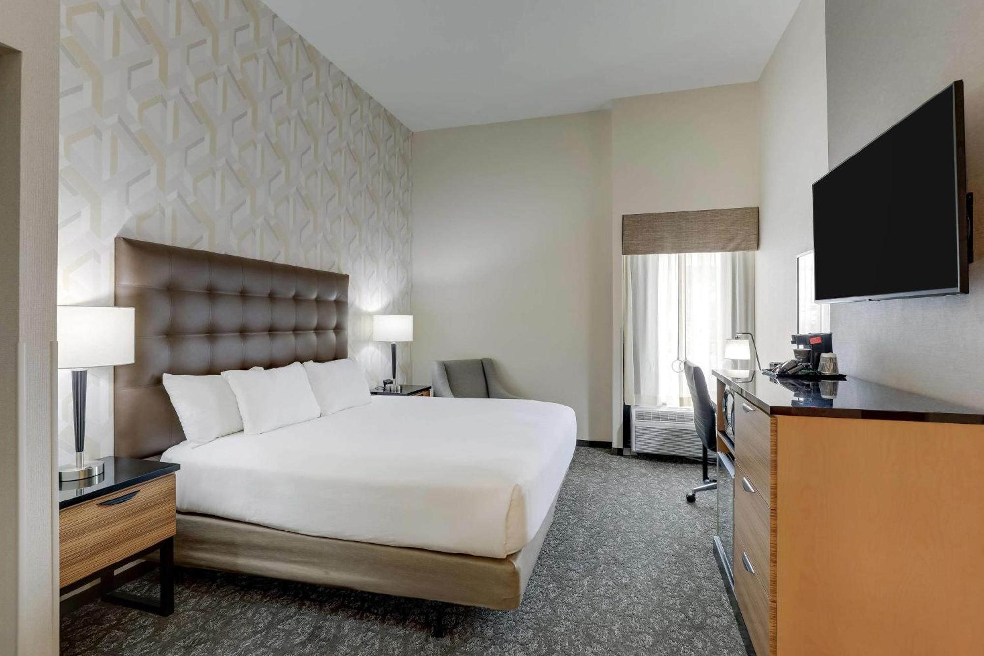 Drury Inn & Suites Birmingham Lakeshore Drive Екстериор снимка